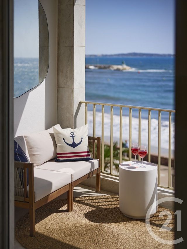 Appartement F3 à vendre - 3 pièces - 68.64 m2 - CANNES - 06 - PROVENCE-ALPES-COTE-D-AZUR - Century 21 Immobilier Service