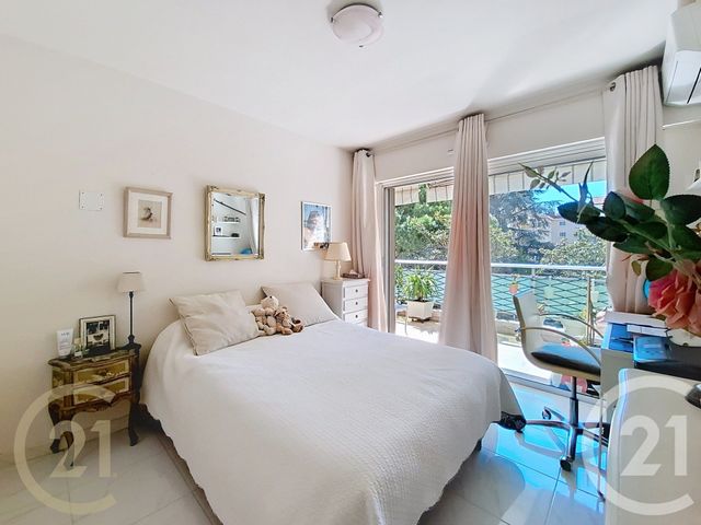 Appartement F2 à vendre - 2 pièces - 49.01 m2 - CANNES - 06 - PROVENCE-ALPES-COTE-D-AZUR - Century 21 Immobilier Service