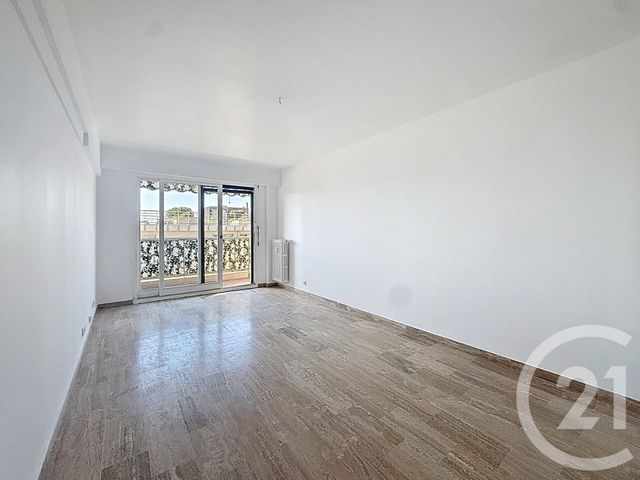Appartement F2 à louer - 2 pièces - 45.02 m2 - CANNES - 06 - PROVENCE-ALPES-COTE-D-AZUR - Century 21 Immobilier Service