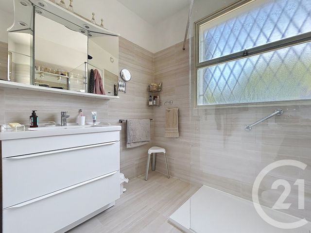 Appartement F3 à vendre - 3 pièces - 91.08 m2 - CANNES - 06 - PROVENCE-ALPES-COTE-D-AZUR - Century 21 Immobilier Service