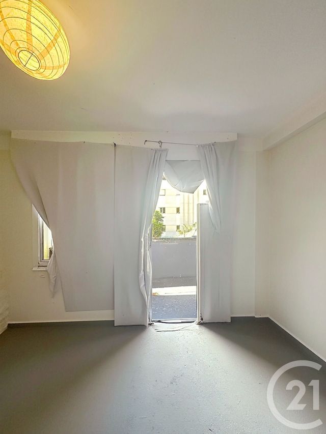 Appartement Studio à vendre - 1 pièce - 22.76 m2 - CANNES - 06 - PROVENCE-ALPES-COTE-D-AZUR - Century 21 Immobilier Service
