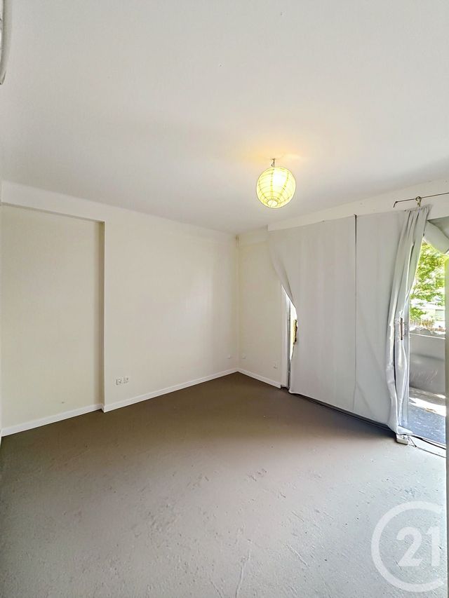 Appartement Studio à vendre - 1 pièce - 22.76 m2 - CANNES - 06 - PROVENCE-ALPES-COTE-D-AZUR - Century 21 Immobilier Service