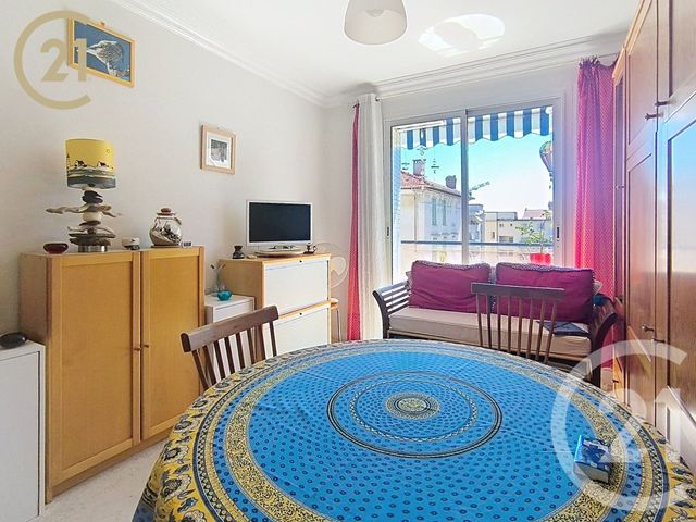 Appartement F2 à vendre - 2 pièces - 45.0 m2 - CANNES - 06 - PROVENCE-ALPES-COTE-D-AZUR - Century 21 Immobilier Service