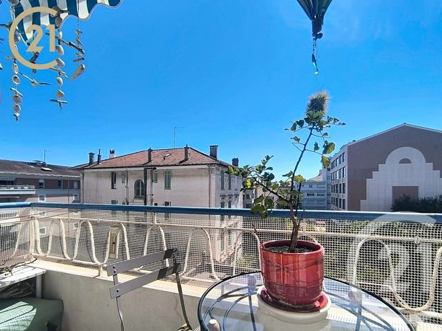 Appartement F2 à vendre - 2 pièces - 45.0 m2 - CANNES - 06 - PROVENCE-ALPES-COTE-D-AZUR - Century 21 Immobilier Service