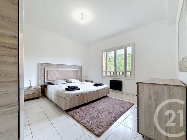 Appartement F3 à louer - 3 pièces - 61.77 m2 - MOUGINS - 06 - PROVENCE-ALPES-COTE-D-AZUR - Century 21 Immobilier Service