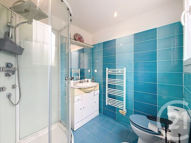 Appartement F3 à louer - 3 pièces - 61.77 m2 - MOUGINS - 06 - PROVENCE-ALPES-COTE-D-AZUR - Century 21 Immobilier Service