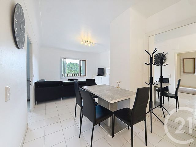 Appartement F3 à louer MOUGINS