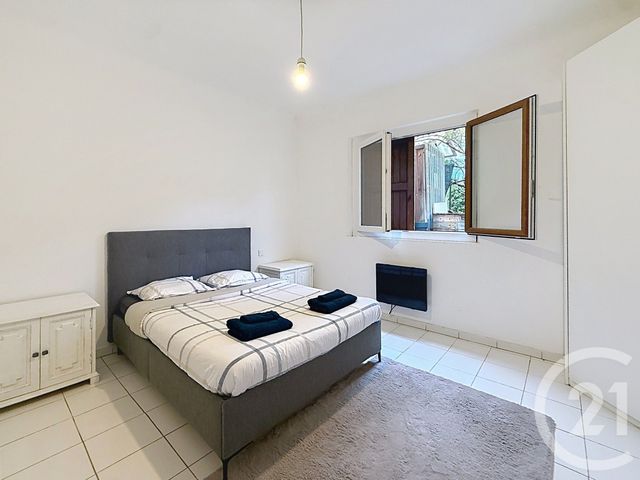 Appartement F3 à louer - 3 pièces - 61.77 m2 - MOUGINS - 06 - PROVENCE-ALPES-COTE-D-AZUR - Century 21 Immobilier Service