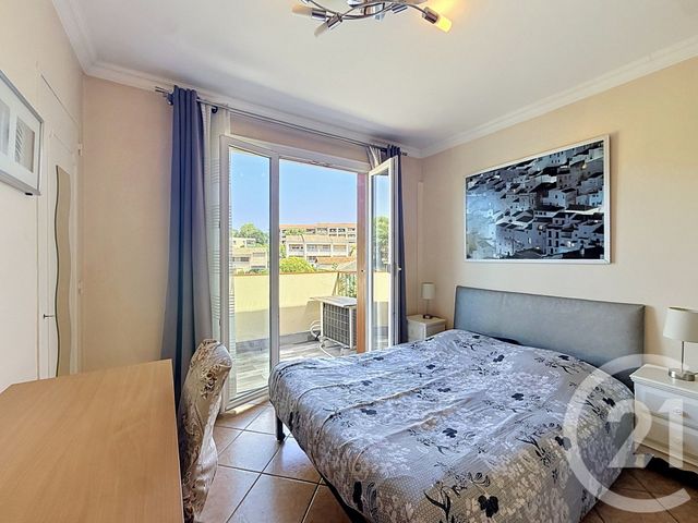 Appartement F3 à louer - 3 pièces - 55.24 m2 - CANNES LA BOCCA - 06 - PROVENCE-ALPES-COTE-D-AZUR - Century 21 Immobilier Service