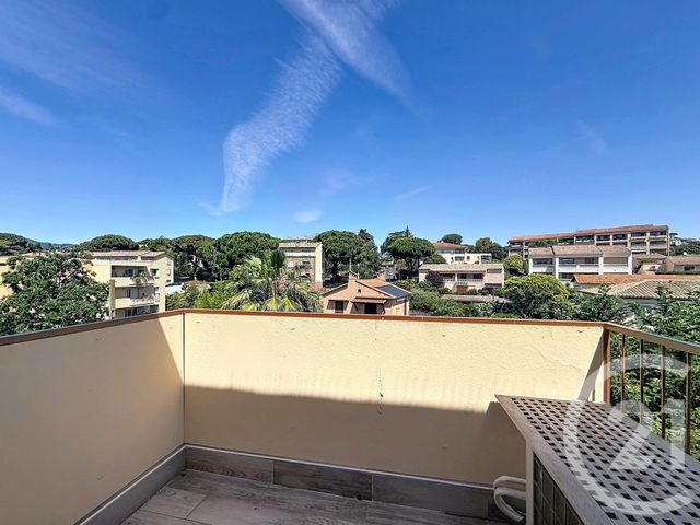 Appartement F3 à louer - 3 pièces - 55.24 m2 - CANNES LA BOCCA - 06 - PROVENCE-ALPES-COTE-D-AZUR - Century 21 Immobilier Service