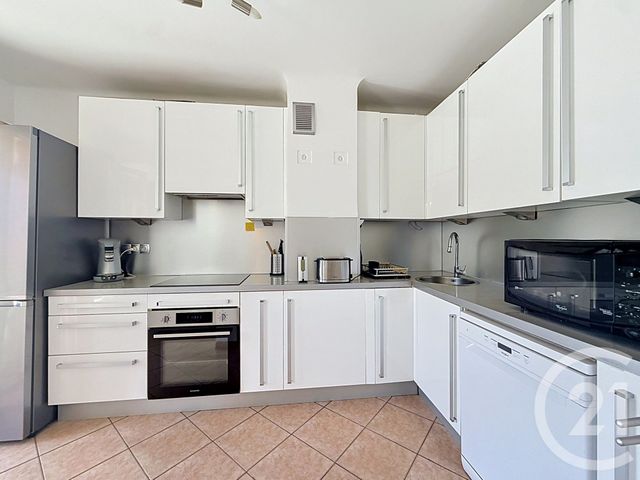 Appartement F3 à louer - 3 pièces - 55.24 m2 - CANNES LA BOCCA - 06 - PROVENCE-ALPES-COTE-D-AZUR - Century 21 Immobilier Service