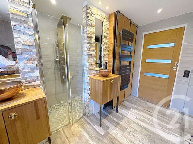 Appartement F4 à vendre - 4 pièces - 74.09 m2 - CANNES - 06 - PROVENCE-ALPES-COTE-D-AZUR - Century 21 Immobilier Service
