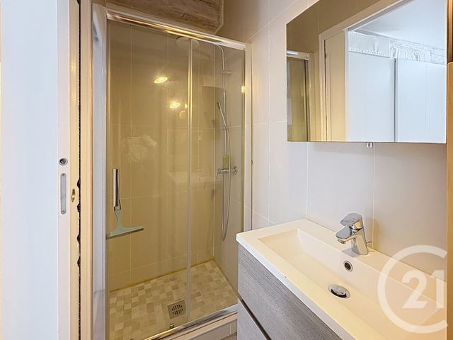 Appartement F4 à vendre - 4 pièces - 74.09 m2 - CANNES - 06 - PROVENCE-ALPES-COTE-D-AZUR - Century 21 Immobilier Service