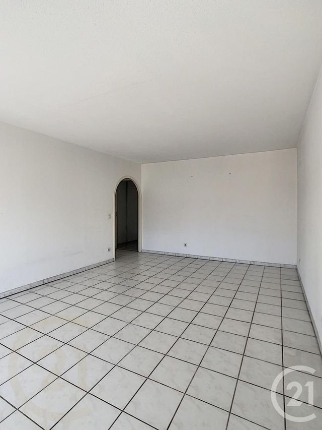 Appartement F3 à louer - 3 pièces - 69.53 m2 - CANNES - 06 - PROVENCE-ALPES-COTE-D-AZUR - Century 21 Immobilier Service