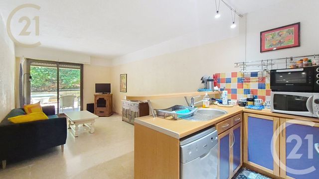 Appartement F2 à vendre - 2 pièces - 37.82 m2 - CANNES - 06 - PROVENCE-ALPES-COTE-D-AZUR - Century 21 Immobilier Service