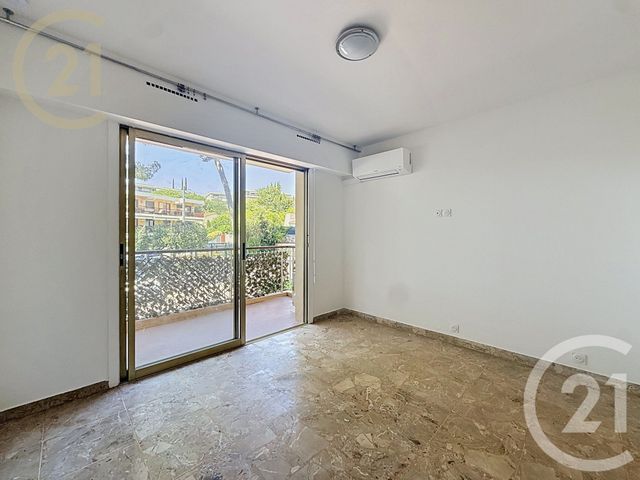 Appartement F1 à louer - 1 pièce - 17.45 m2 - CANNES - 06 - PROVENCE-ALPES-COTE-D-AZUR - Century 21 Immobilier Service