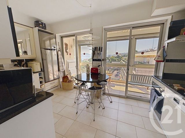Appartement F3 à vendre - 3 pièces - 84.01 m2 - CANNES - 06 - PROVENCE-ALPES-COTE-D-AZUR - Century 21 Immobilier Service