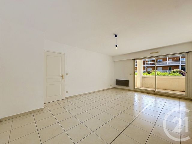 Appartement T2 à vendre - 2 pièces - 49.01 m2 - CANNES - 06 - PROVENCE-ALPES-COTE-D-AZUR - Century 21 Immobilier Service