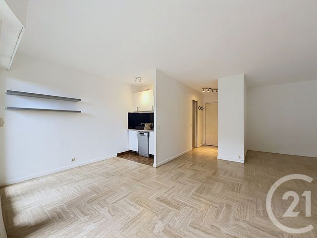 Appartement Studio à louer - 1 pièce - 37.28 m2 - MANDELIEU LA NAPOULE - 06 - PROVENCE-ALPES-COTE-D-AZUR - Century 21 Immobilier Service