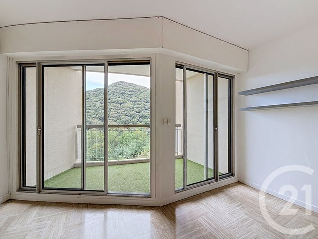 Appartement Studio à louer - 1 pièce - 37.28 m2 - MANDELIEU LA NAPOULE - 06 - PROVENCE-ALPES-COTE-D-AZUR - Century 21 Immobilier Service