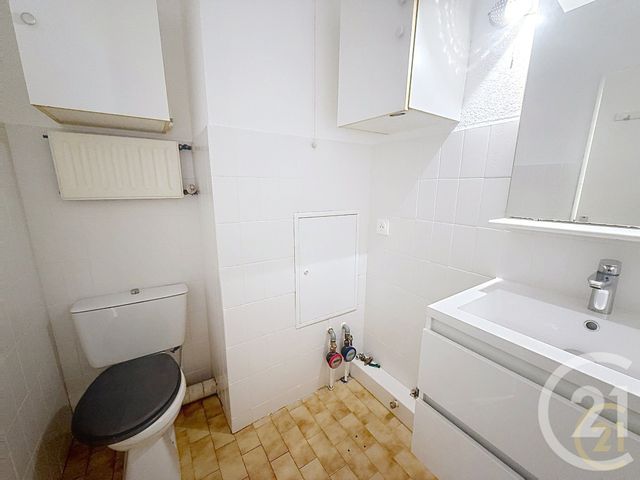 Appartement Studio à louer - 1 pièce - 37.28 m2 - MANDELIEU LA NAPOULE - 06 - PROVENCE-ALPES-COTE-D-AZUR - Century 21 Immobilier Service