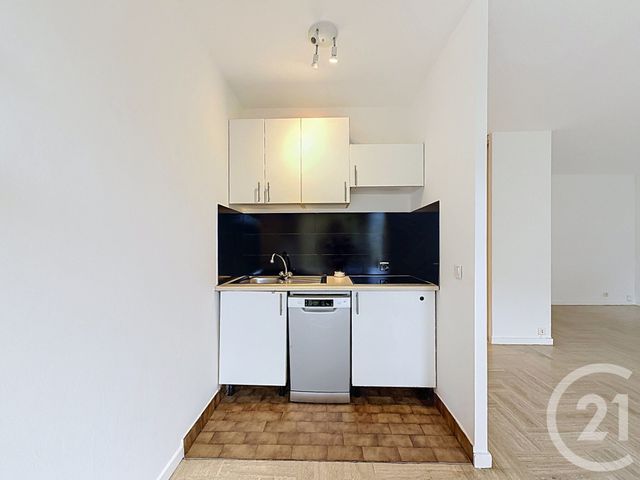 Appartement Studio à louer - 1 pièce - 37.28 m2 - MANDELIEU LA NAPOULE - 06 - PROVENCE-ALPES-COTE-D-AZUR - Century 21 Immobilier Service