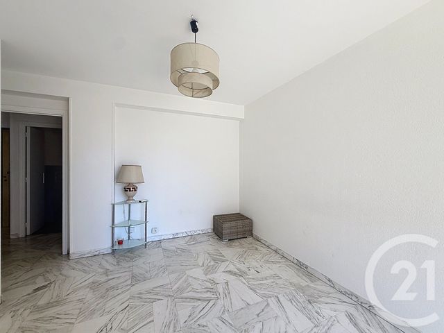 Appartement Studio à louer - 1 pièce - 35.0 m2 - CANNES LA BOCCA - 06 - PROVENCE-ALPES-COTE-D-AZUR - Century 21 Immobilier Service