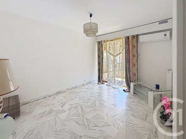 Appartement Studio à louer - 1 pièce - 35.0 m2 - CANNES LA BOCCA - 06 - PROVENCE-ALPES-COTE-D-AZUR - Century 21 Immobilier Service