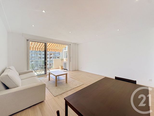 Appartement F2 à louer - 3 pièces - 61.32 m2 - CANNES - 06 - PROVENCE-ALPES-COTE-D-AZUR - Century 21 Immobilier Service