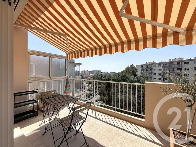Appartement F2 à louer - 3 pièces - 61.32 m2 - CANNES - 06 - PROVENCE-ALPES-COTE-D-AZUR - Century 21 Immobilier Service