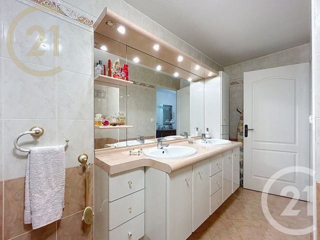 Appartement F4 à vendre - 4 pièces - 85.0 m2 - CANNES LA BOCCA - 06 - PROVENCE-ALPES-COTE-D-AZUR - Century 21 Immobilier Service