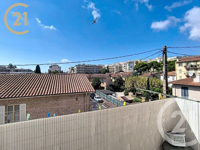 Appartement T3 à vendre - 3 pièces - 46.01 m2 - LE CANNET - 06 - PROVENCE-ALPES-COTE-D-AZUR - Century 21 Immobilier Service