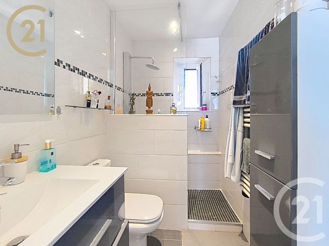 Appartement T3 à vendre - 3 pièces - 46.01 m2 - LE CANNET - 06 - PROVENCE-ALPES-COTE-D-AZUR - Century 21 Immobilier Service