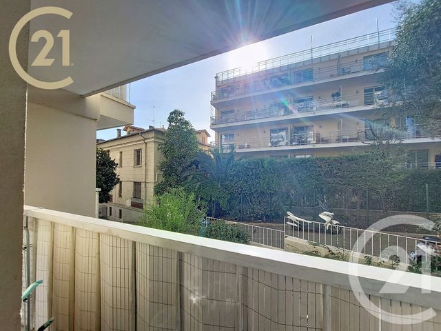 Appartement F2 à vendre - 2 pièces - 43.69 m2 - CANNES - 06 - PROVENCE-ALPES-COTE-D-AZUR - Century 21 Immobilier Service