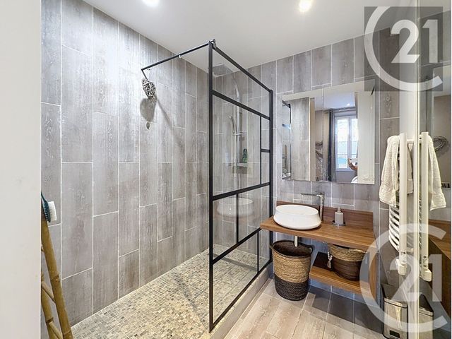 Appartement F4 à vendre - 4 pièces - 141.28 m2 - CANNES - 06 - PROVENCE-ALPES-COTE-D-AZUR - Century 21 Immobilier Service