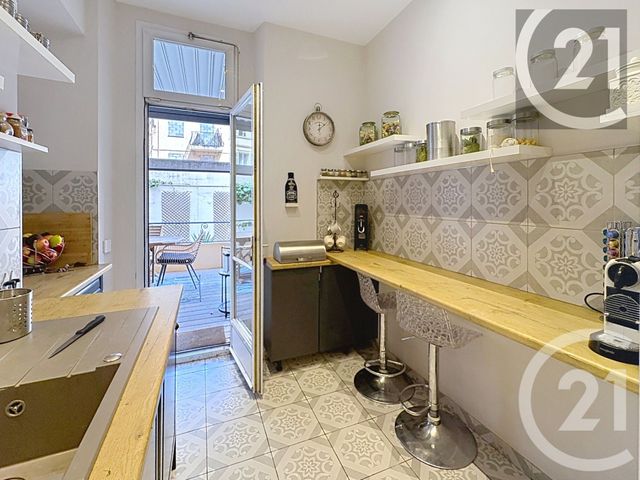 Appartement F4 à vendre - 4 pièces - 141.28 m2 - CANNES - 06 - PROVENCE-ALPES-COTE-D-AZUR - Century 21 Immobilier Service