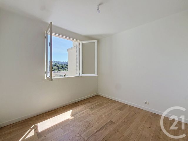 Appartement F4 à louer - 4 pièces - 65.1 m2 - LE CANNET - 06 - PROVENCE-ALPES-COTE-D-AZUR - Century 21 Immobilier Service