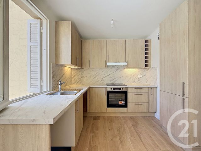 Appartement F4 à louer - 4 pièces - 65.1 m2 - LE CANNET - 06 - PROVENCE-ALPES-COTE-D-AZUR - Century 21 Immobilier Service