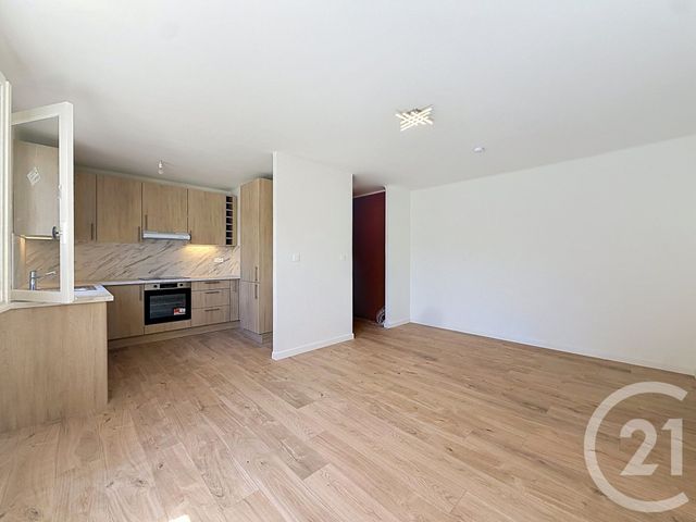 Appartement F4 à louer - 4 pièces - 65.1 m2 - LE CANNET - 06 - PROVENCE-ALPES-COTE-D-AZUR - Century 21 Immobilier Service