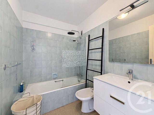 Appartement F2 à louer - 2 pièces - 58.49 m2 - CANNES - 06 - PROVENCE-ALPES-COTE-D-AZUR - Century 21 Immobilier Service