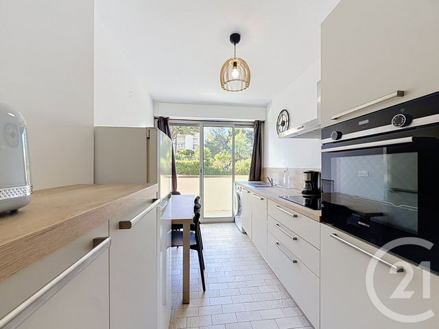 Appartement F2 à louer - 2 pièces - 58.49 m2 - CANNES - 06 - PROVENCE-ALPES-COTE-D-AZUR - Century 21 Immobilier Service