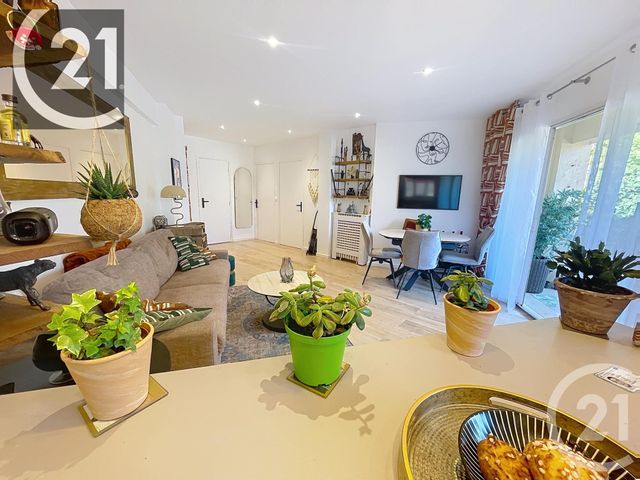 Appartement F3 à vendre - 3 pièces - 62.03 m2 - CANNES - 06 - PROVENCE-ALPES-COTE-D-AZUR - Century 21 Immobilier Service