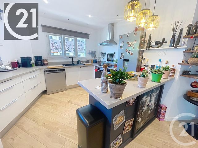 Appartement F3 à vendre - 3 pièces - 62.03 m2 - CANNES - 06 - PROVENCE-ALPES-COTE-D-AZUR - Century 21 Immobilier Service