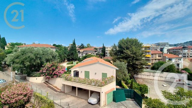 Appartement F2 à vendre - 2 pièces - 62.14 m2 - CANNES - 06 - PROVENCE-ALPES-COTE-D-AZUR - Century 21 Immobilier Service