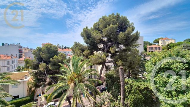 Appartement F2 à vendre - 2 pièces - 62.14 m2 - CANNES - 06 - PROVENCE-ALPES-COTE-D-AZUR - Century 21 Immobilier Service