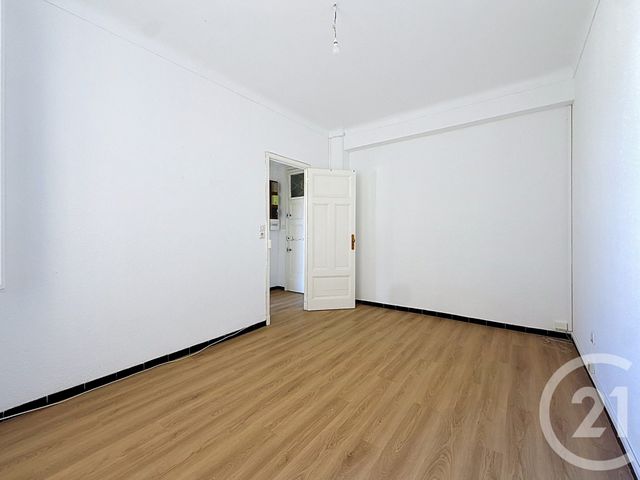 Appartement F10 à louer - 2 pièces - 33.03 m2 - CANNES - 06 - PROVENCE-ALPES-COTE-D-AZUR - Century 21 Immobilier Service