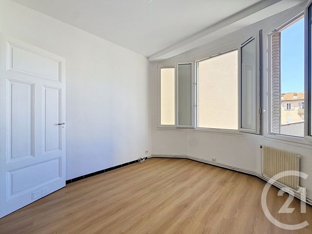Appartement F10 à louer - 2 pièces - 33.03 m2 - CANNES - 06 - PROVENCE-ALPES-COTE-D-AZUR - Century 21 Immobilier Service