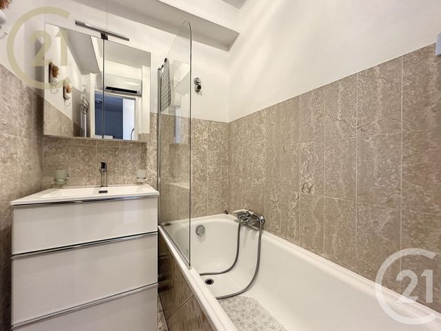 Appartement F2 à louer - 2 pièces - 24.25 m2 - CANNES - 06 - PROVENCE-ALPES-COTE-D-AZUR - Century 21 Immobilier Service