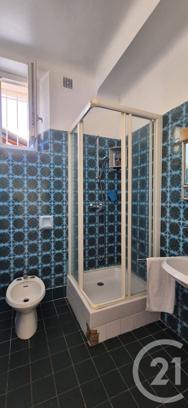 Appartement 2/3pp à vendre - 2 pièces - 45.68 m2 - CANNES - 06 - PROVENCE-ALPES-COTE-D-AZUR - Century 21 Immobilier Service