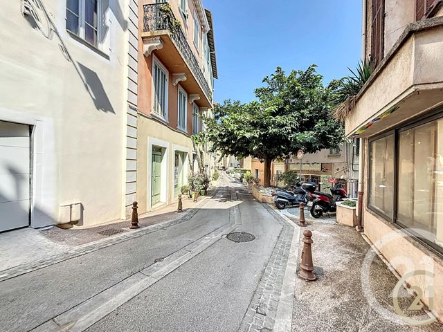 Appartement Studio à louer - 2 pièces - 27.51 m2 - LE CANNET - 06 - PROVENCE-ALPES-COTE-D-AZUR - Century 21 Immobilier Service
